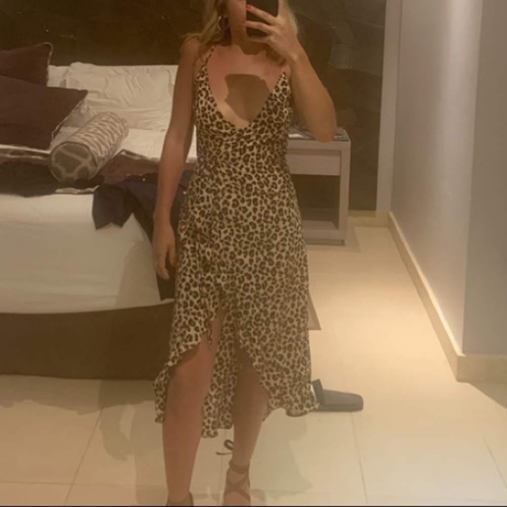 Leopard print wrap dress!